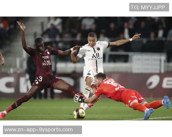 双边卫之王阿什拉夫与门德斯欧冠助攻领跑全欧 双边卫之王阿什拉夫与门德斯欧冠助攻领跑全欧