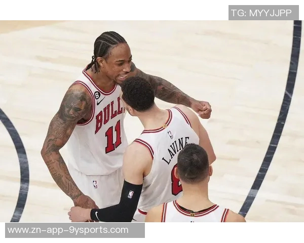 德罗赞幽默回应洛瑞言论称其分析水平堪忧 德罗赞幽默回应洛瑞言论称其分析水平堪忧