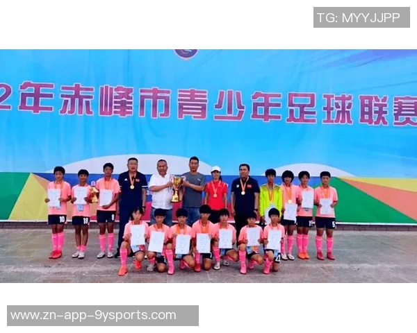 余望头球破门连场进球本赛季联赛第16球助力球队再创佳绩 余望头球破门连场进球本赛季联赛第16球助力球队再创佳绩