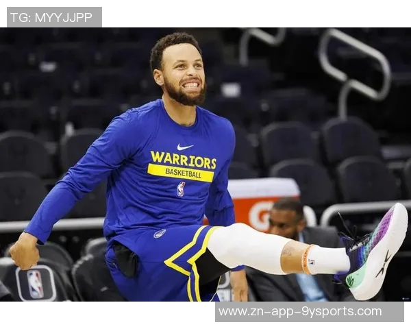 科尔透露库里每日坚持一小时拉伸与力量训练保持最佳状态 科尔透露库里每日坚持一小时拉伸与力量训练保持最佳状态