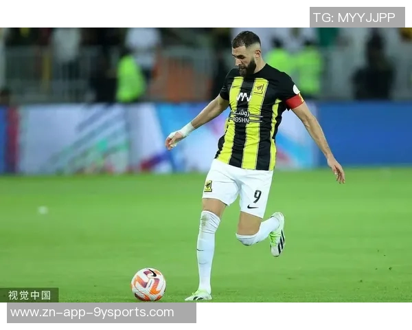 吉达联合快速反击先失一球本泽马第15分钟精彩破门助队反击 吉达联合快速反击先失一球本泽马第15分钟精彩破门助队反击