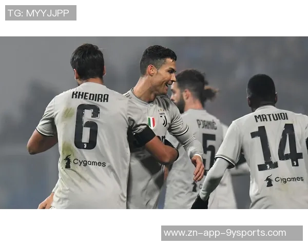 C罗采访视频热度飙升24小时突破200万观看量第二部分明天精彩上线 C罗采访视频热度飙升24小时突破200万观看量第二部分明天精彩上线