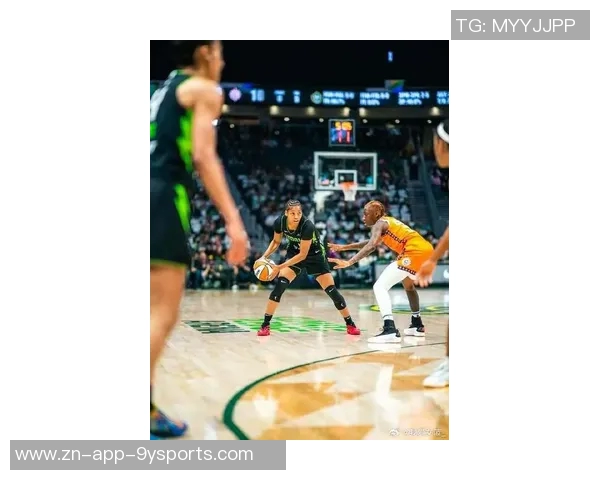 四川女篮正式签约WNBA西雅图风暴后卫齐亚库克助力新赛季 四川女篮正式签约WNBA西雅图风暴后卫齐亚库克助力新赛季