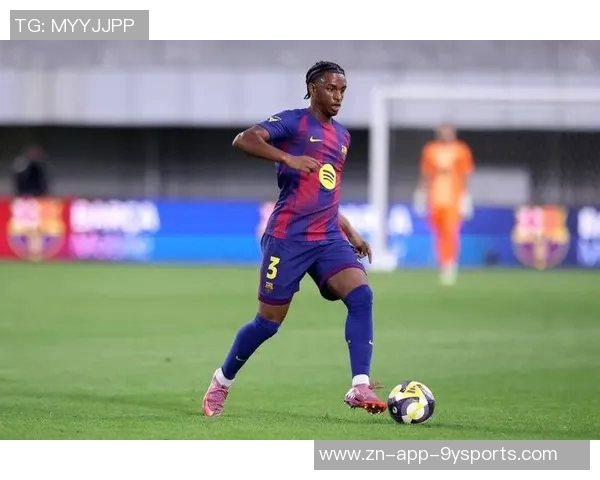 巴萨今日训练吸引众星参与巴尔德埃里克伯纳尔什琴斯尼齐聚一堂